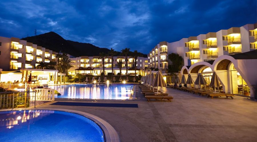 Fortezza Beach Resort