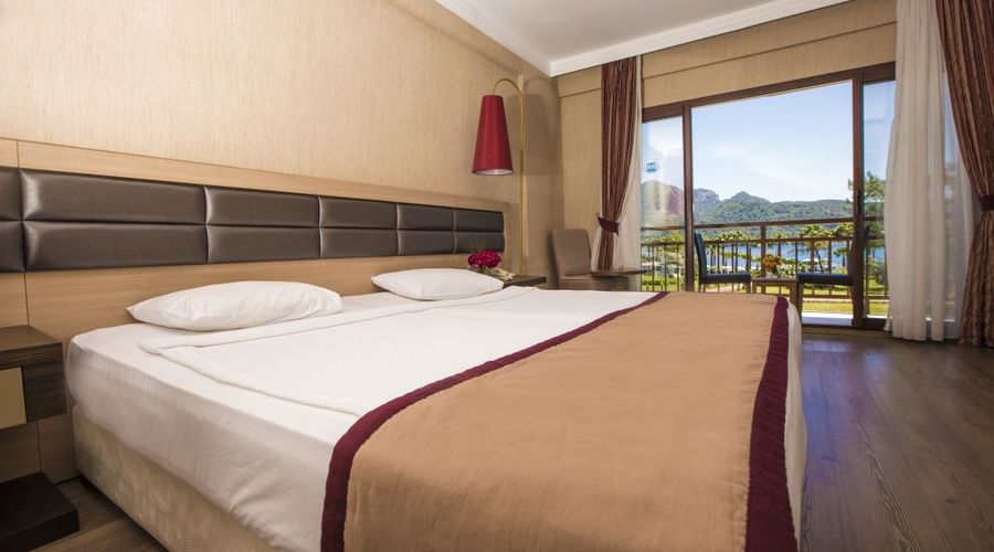Fortezza Beach Resort
