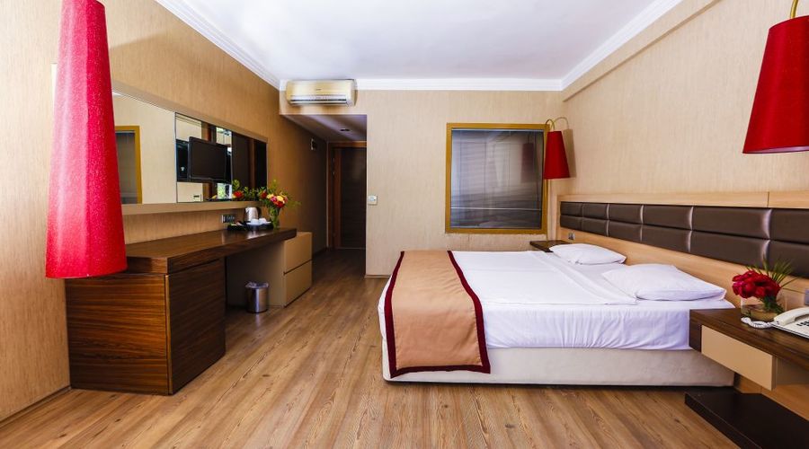 Fortezza Beach Resort