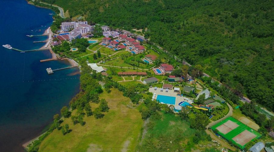 Fortezza Beach Resort