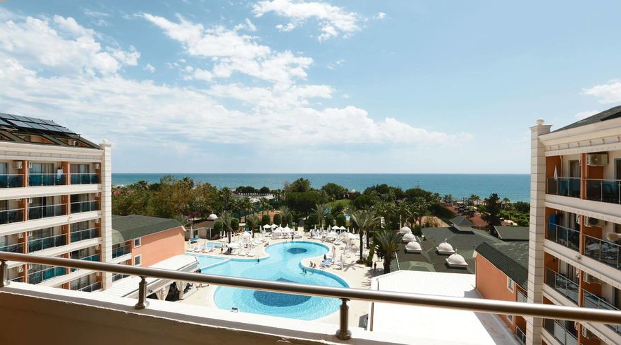 İnsula Resort & Spa Hotel