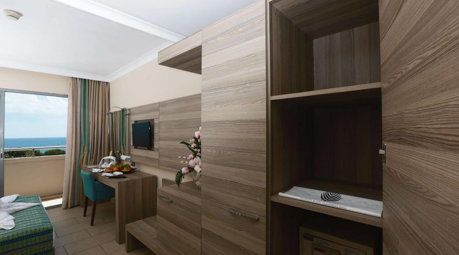 İnsula Resort & Spa Hotel