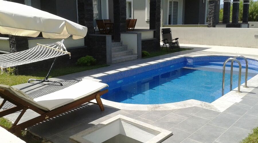 Lighthouse Villa & Apart