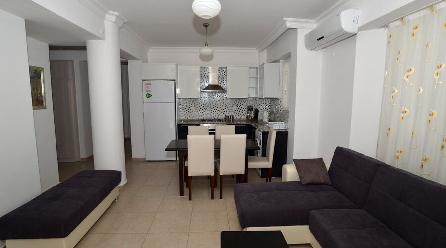 Lighthouse Villa & Apart