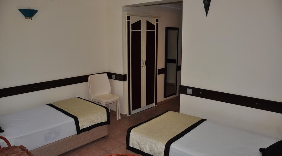 TELMESSOS HOTEL