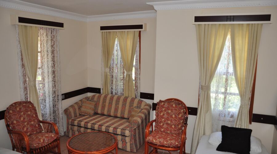 TELMESSOS HOTEL