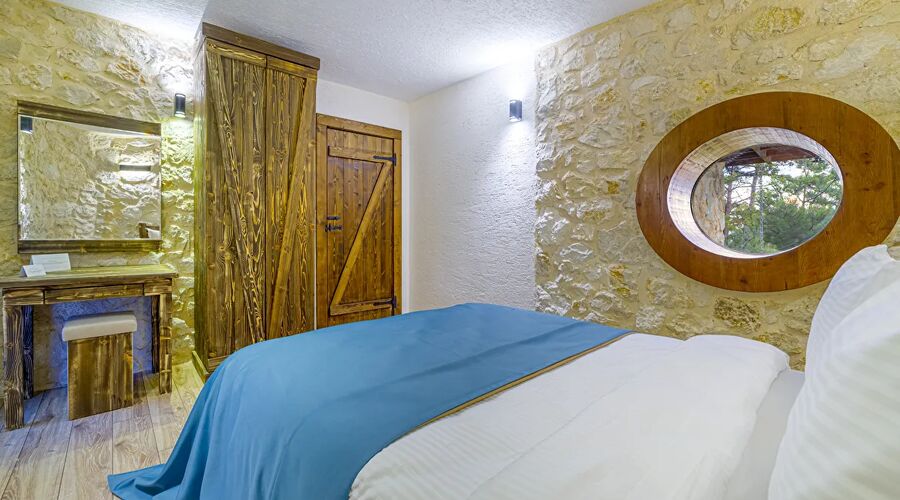 Marisstone Hotels