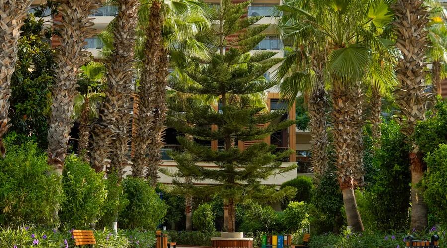 Selge Beach Resort & Spa