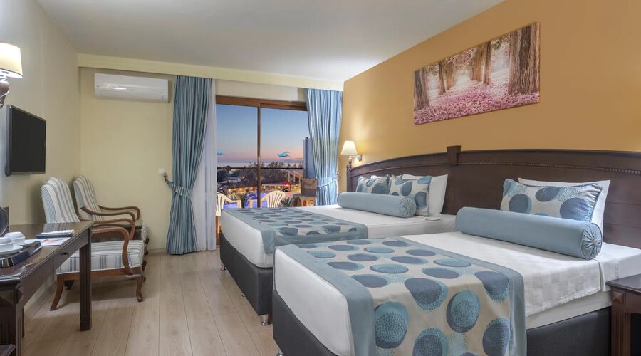 Selge Beach Resort & Spa