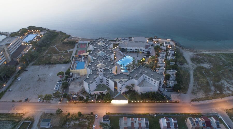 Club Familia Çeşme