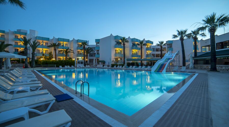 Club Familia Çeşme