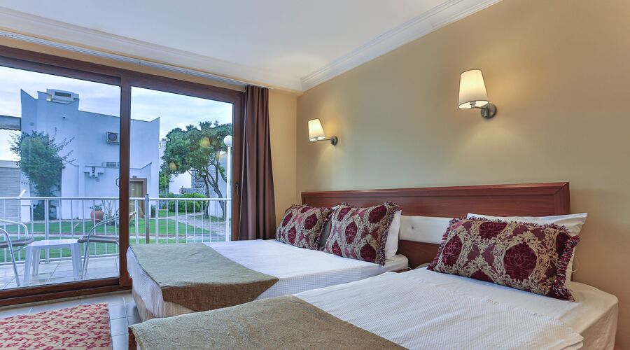 Club Familia Çeşme