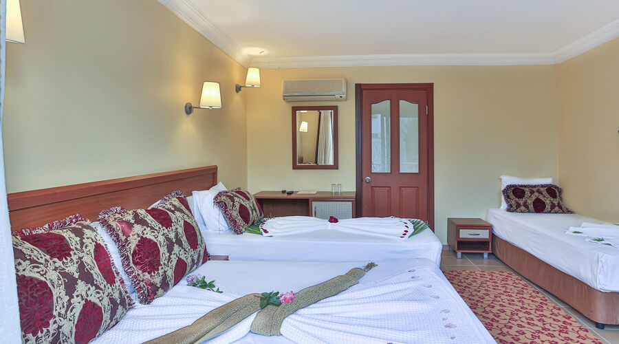 Club Familia Çeşme