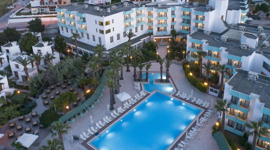 Club Familia Çeşme