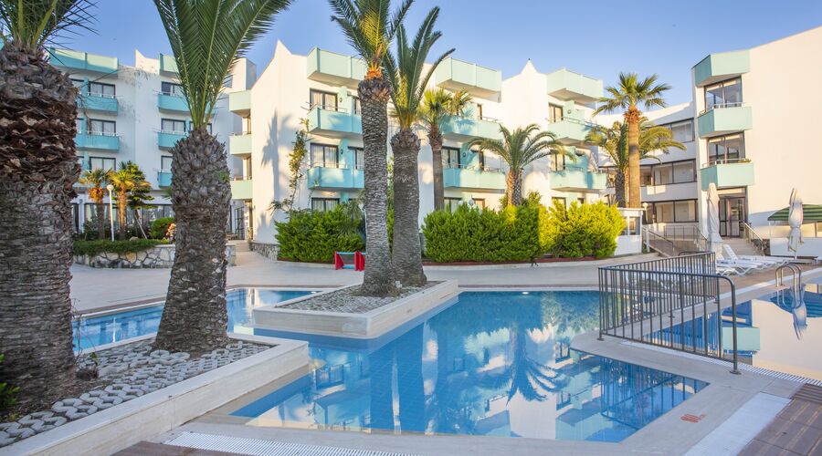 Club Familia Çeşme