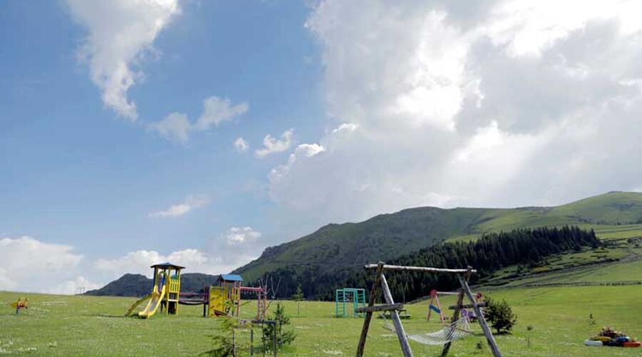 Kümbet Dağ Evi