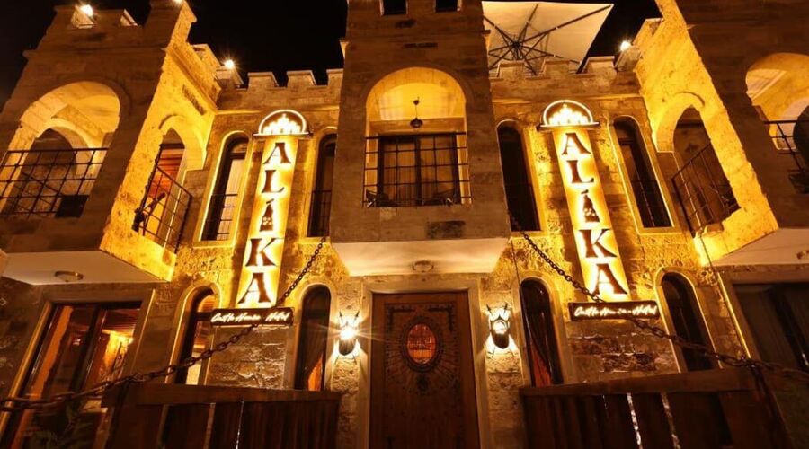 Alika Castle House