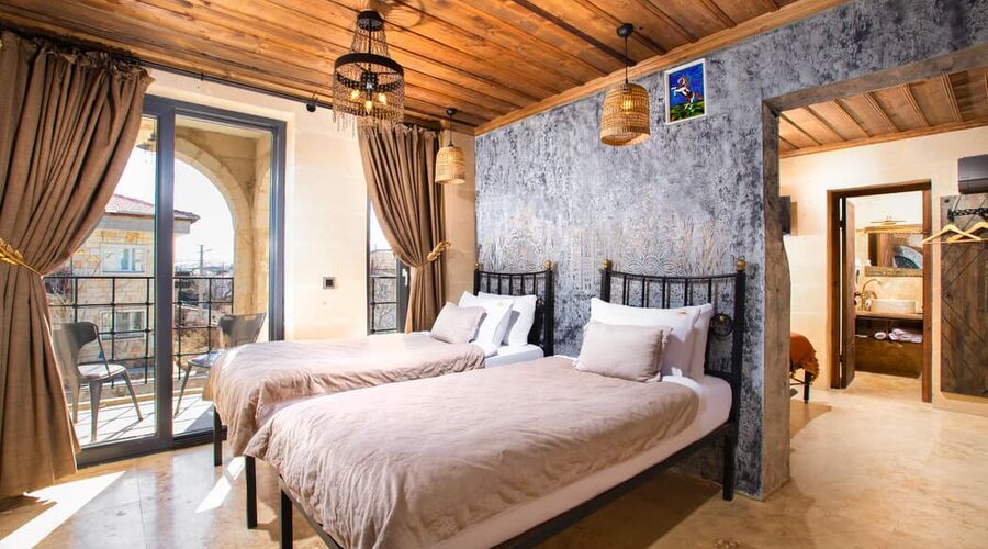 Alika Castle House