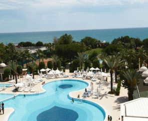 İnsula Resort & Spa Hotel