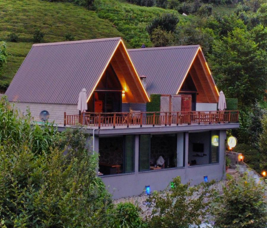 Pathika Bungalov