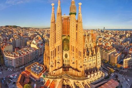 Mega İspanya & Endülüs Turu Pegasus Havayolları ile 6 Gece 7 Gün (BCN-MAD) IS001